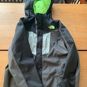 Boys north face shell jacket. In great shape